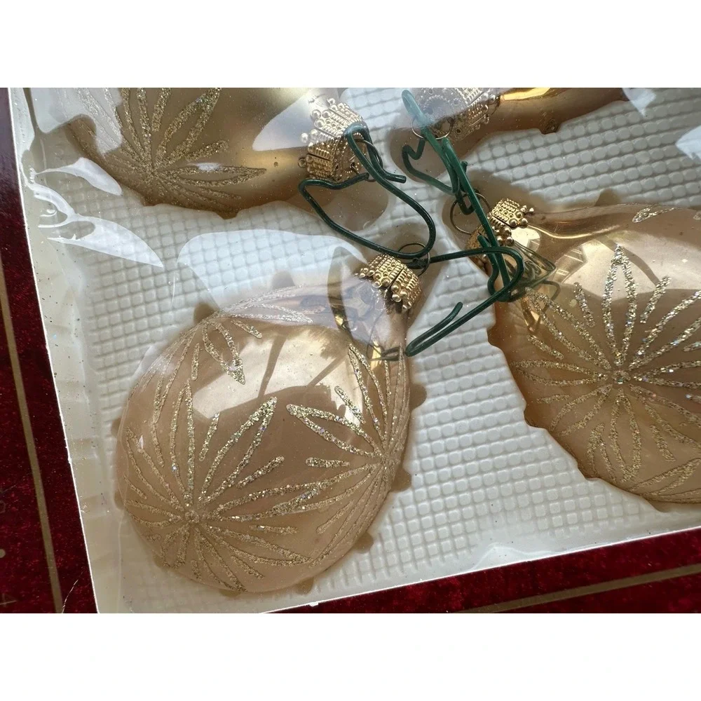 90s‎ Christmas By Krebs 8 VTG Hand Decorated Blown Glass Ornaments Tan/Gold